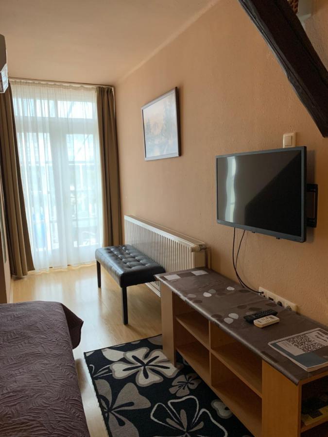 Palma Panzio Hotel Kaposvar Bagian luar foto