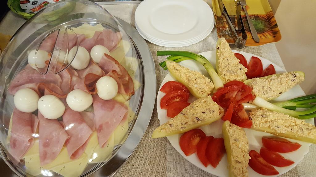 Palma Panzio Hotel Kaposvar Bagian luar foto